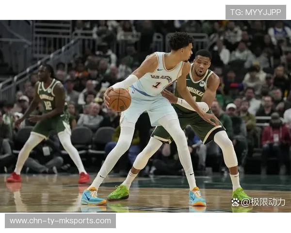 NBA雄鹿篮下强打频频奏效,禁区压力持续扩大 NBA雄鹿篮下强打频频奏效,禁区压力持续扩大