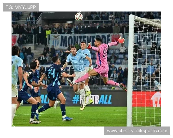 波尔图突破组合完成配合射门，展现无与伦比的默契