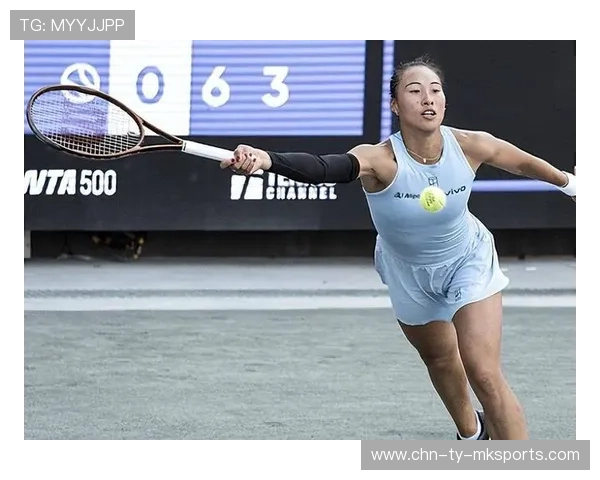 网球女将迟到20分钟笑着道歉,展现优雅风度与职业精神 网球女将迟到20分钟笑着道歉,展现优雅风度与职业精神