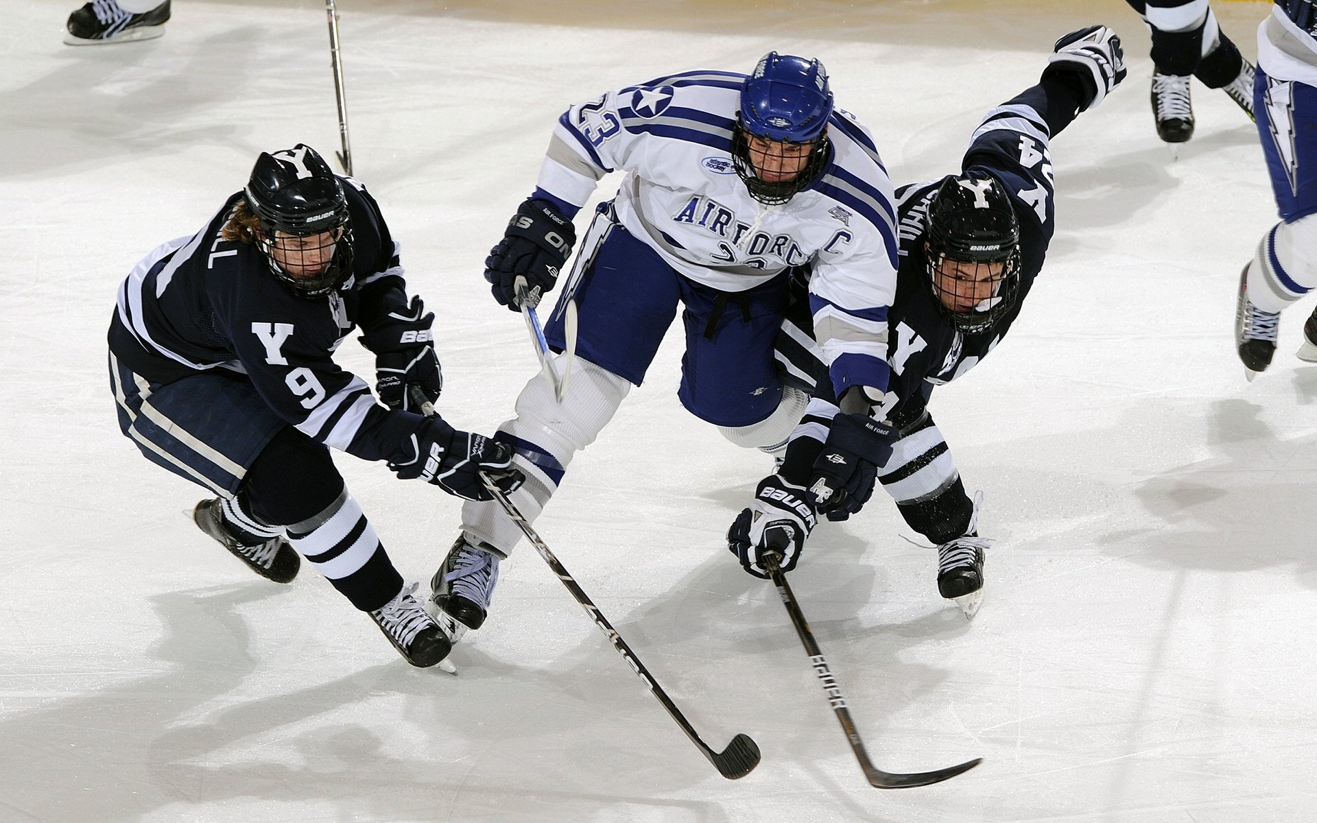 张雨霏自由泳赛事表现突出，张雨霏说没练过自由泳就上决赛